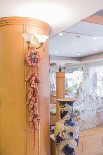 Tzu Chi Hotel