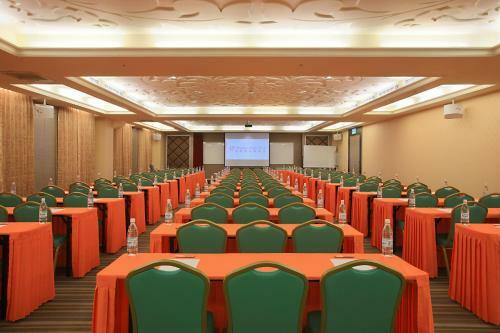 Shinkansen Grand Hotel