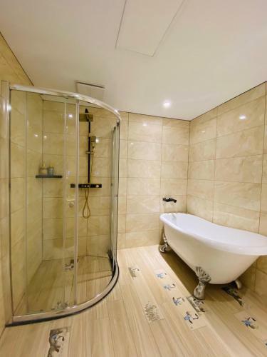 Taichung Enrichlife Hotel