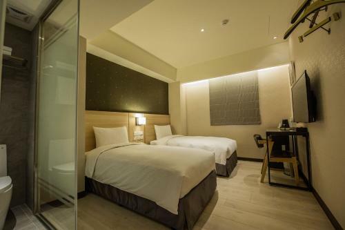 Lucky Apple Hotel