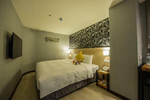 Lucky Apple Hotel