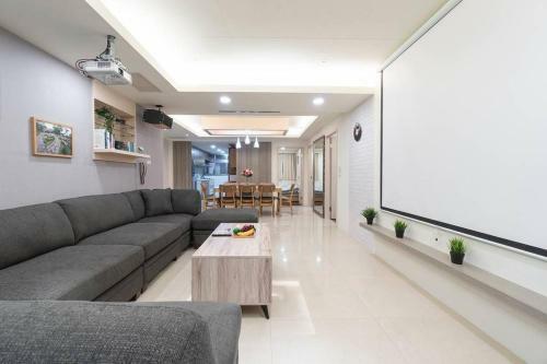 Apartamento Warm Cinema Home 3b2b