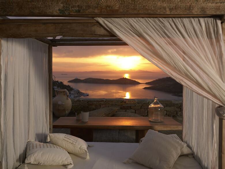 Hotel Aigis Suites