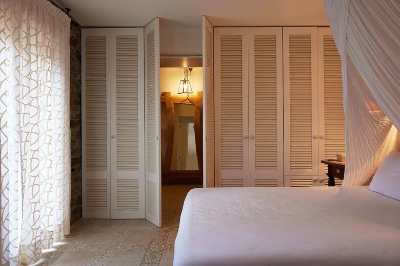 Hotel Aigis Suites