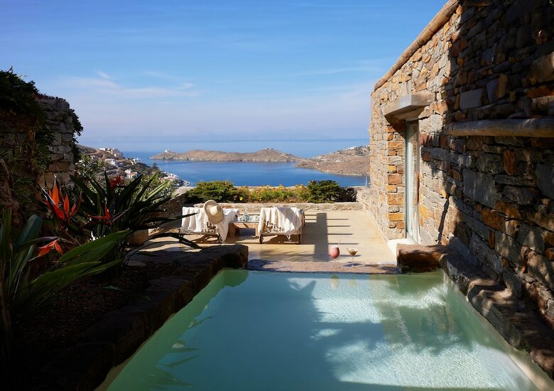 Hotel Aigis Suites