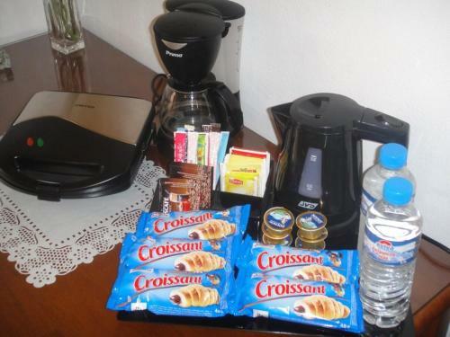 Hostal Antonios Rooms