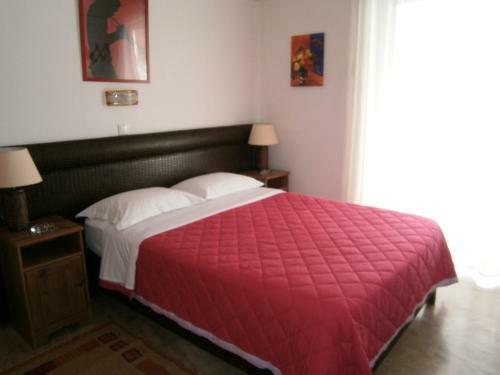 Hostal Antonios Rooms