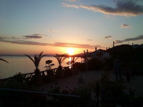 Artemis Hotel