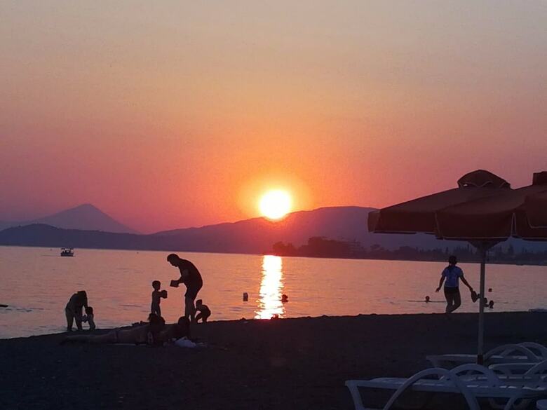 Hostal Pansion Akrogiali