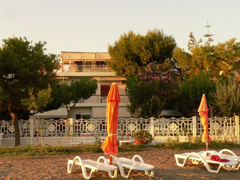 Hostal Pansion Akrogiali