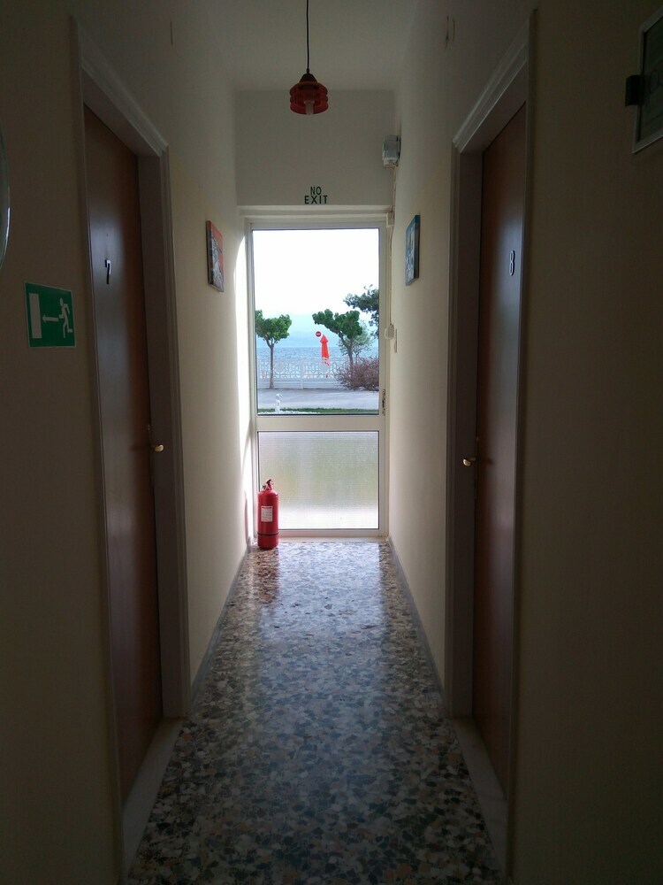 Hostal Pansion Akrogiali