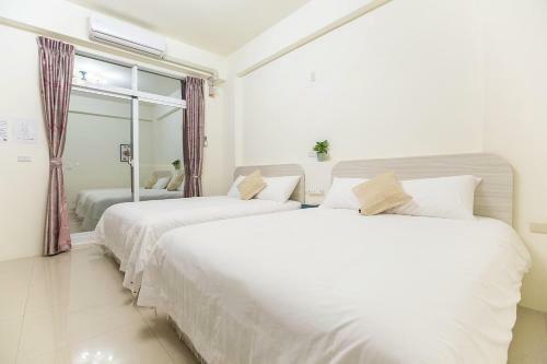 Square B&B