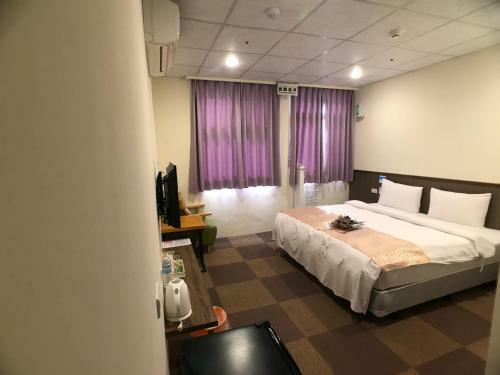 Chang Ti Metropolis Commercial Hotel