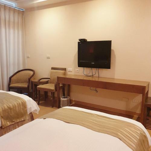 9 Hotel