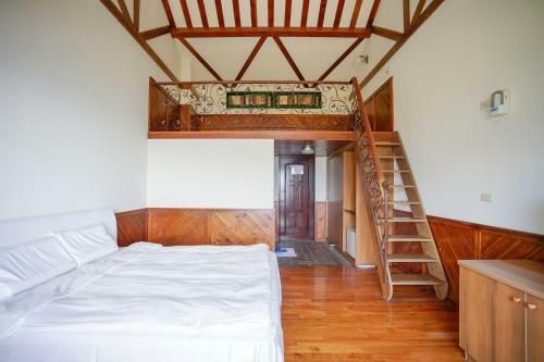 Cloud Falls Resort