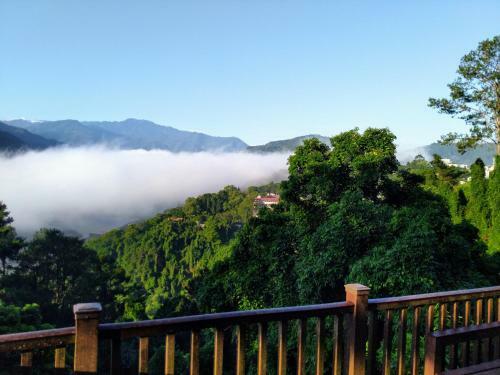 Cloud Falls Resort