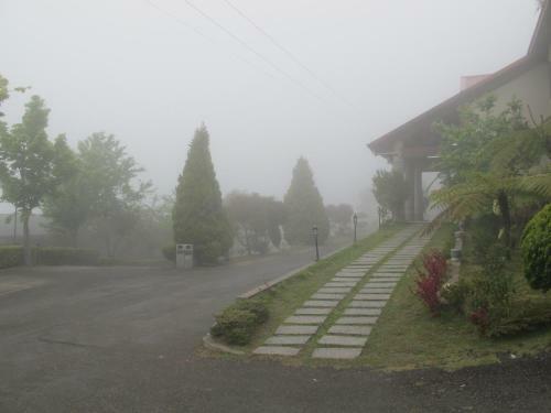 Cloud Falls Resort