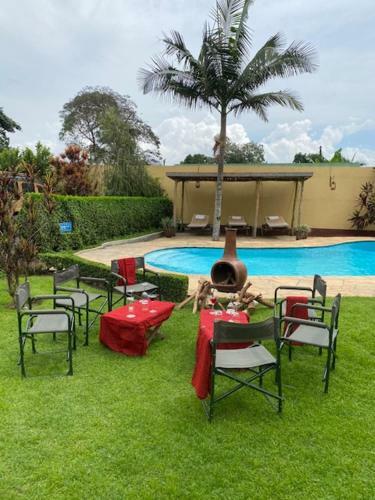 Hotel Ahadi Lodge