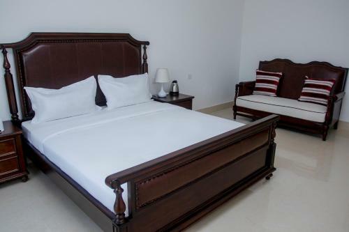 Lark Hotel