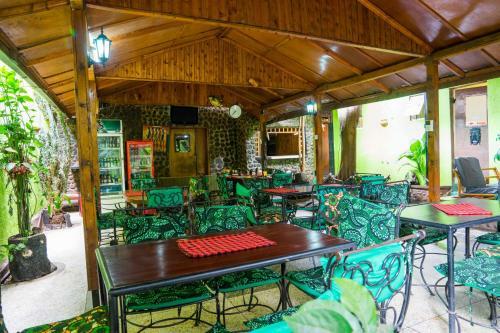 New Siesta Hotel