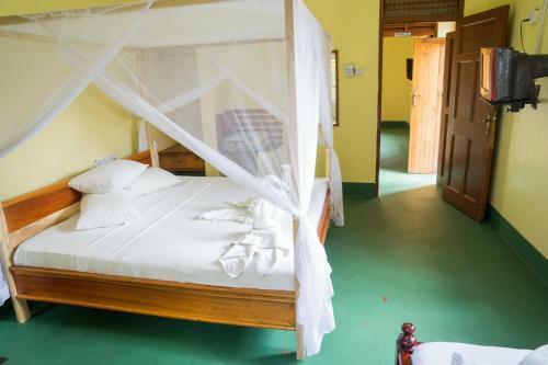 New Siesta Hotel