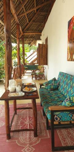 Hotel Salama & Mbuyuni Bungalows