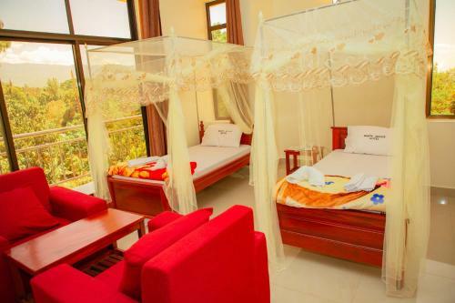 Kilimanjaro White House Hotel