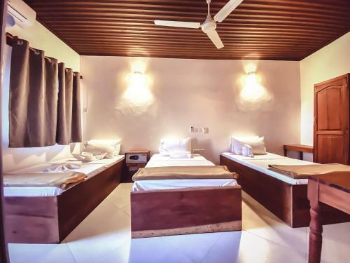 Bed & Breakfast Smiles Stone Town Hotel