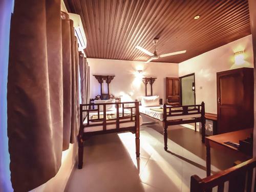 Bed & Breakfast Smiles Stone Town Hotel