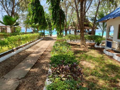 Posada Nungwi Inn Beach Cottages