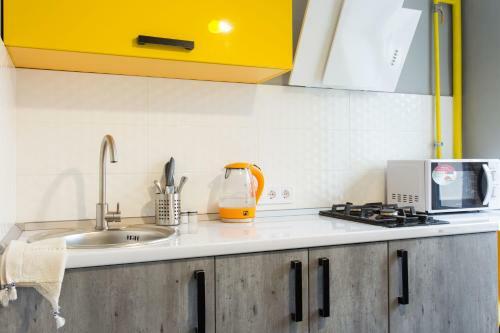 Very Center Apartment On Gogolya Str