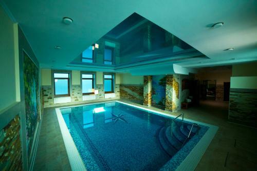 Hotel ???????