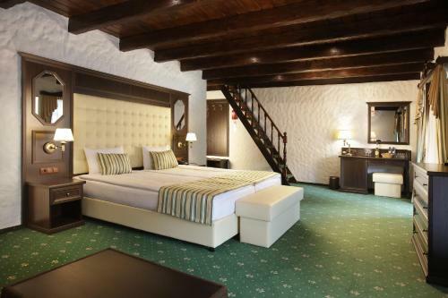 Hotel Iv�ncs� Birtok
