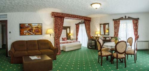 Hotel Iv�ncs� Birtok
