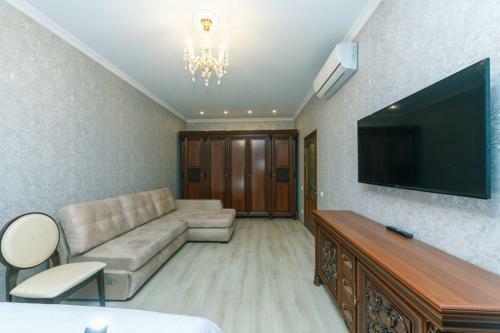 Hotel Apart Assistant On Smart Plaza