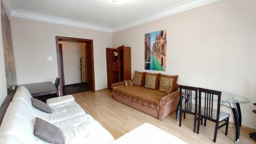 Apartamento Two Bedrooms. 17 Khreshchatyk Str, Centre Of Kiev