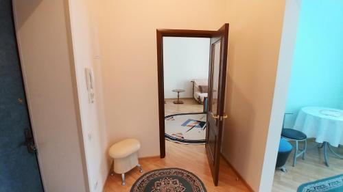 1 Bedroom Apartment In Great Location - 1010