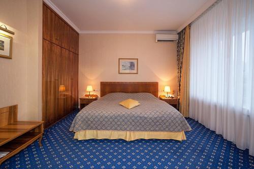 Kiev Lypki Signature Apartments