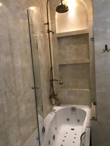 Kiev Lypki Signature Apartments