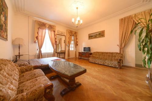 Apartment Near Arena City