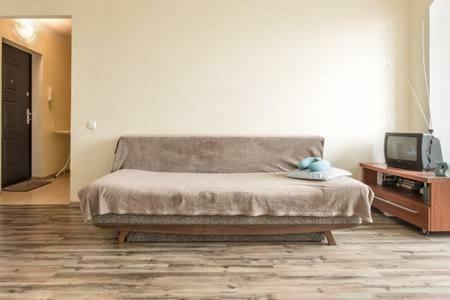 Comfortable Apartment On The River Bank