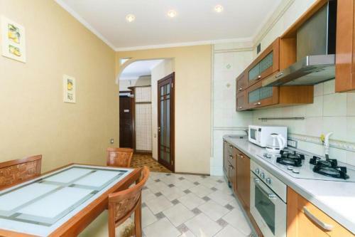 Apartment On Kreshchatik