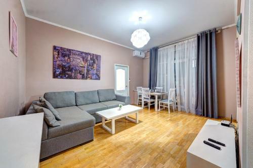 Two-bedroom Apartment Near Arena City