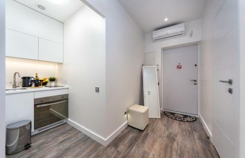 Victory Luxury Apartment Center