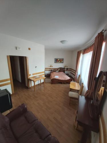 Hotel ????