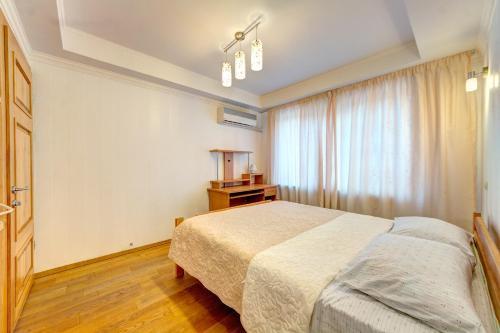 Apartment Lesi Ukrainky Blvd, 2