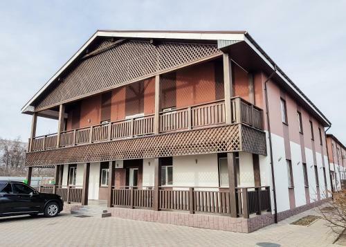 Posada Bortnichi Village