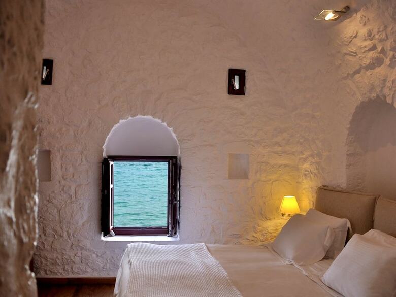 Hotel Pirgos Mavromichali