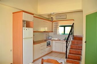 Aparthotel Aloni Suites