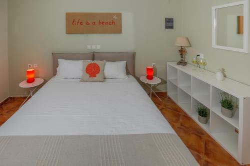 Hostal Sea View Studios